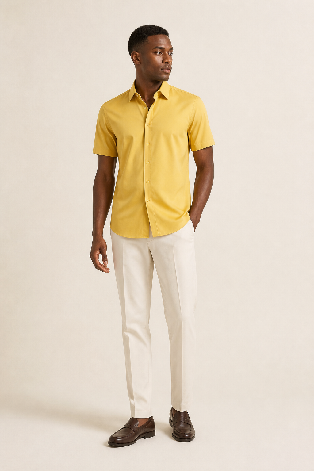 Men's Short Sleeve Button Up Shirt in Fitted Cut