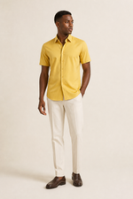 Men's Short Sleeve Button Up Shirt in Fitted Cut