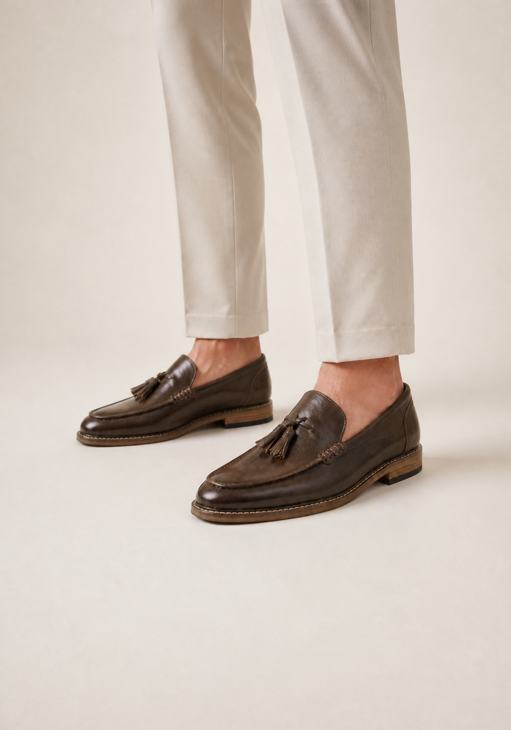 Solvane – Dark Brown Tassel Almond-Toe Loafers