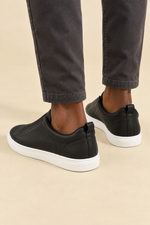 Men’s Cowhide Leather Slip-On Trainers with Contrast Detailing