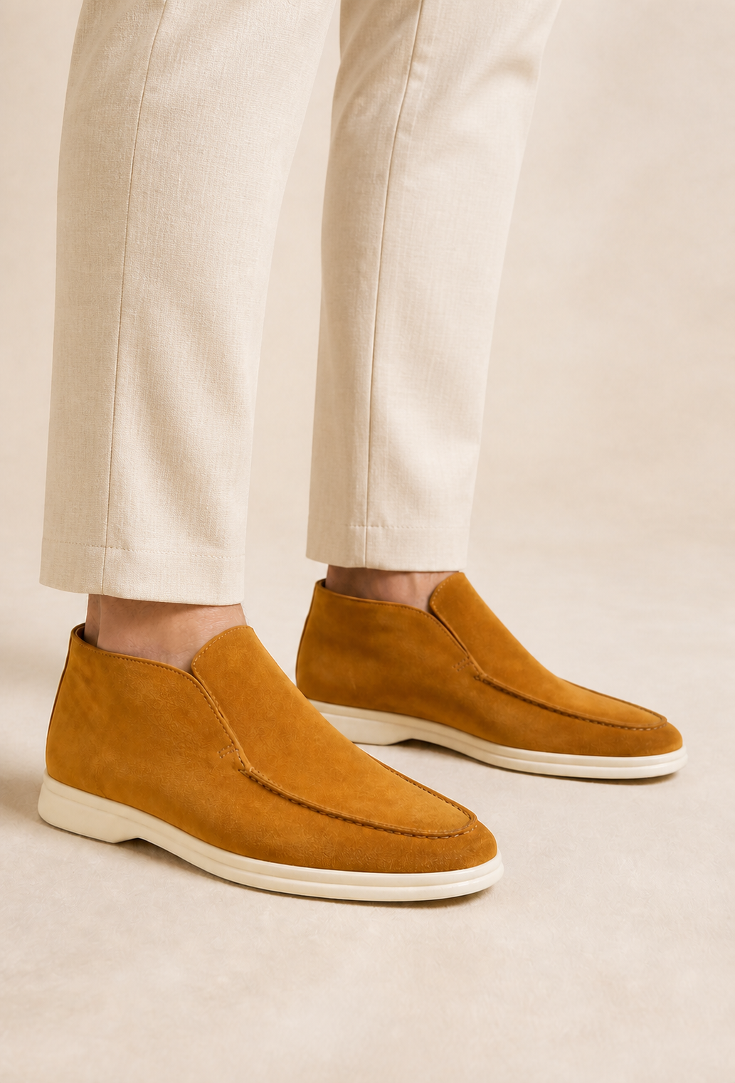Cevano – Mid-Top Slip-On Loafers with Moccasin Stitching