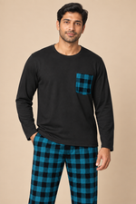 Men’s Checked Winter Pyjama Set with Long-Sleeve Top and Trousers