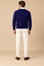 Men’s Fine Knit V-Neck Jumper with Long Sleeves