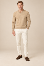 Men’s Fine Knit V-Neck Jumper with Ribbed Trims