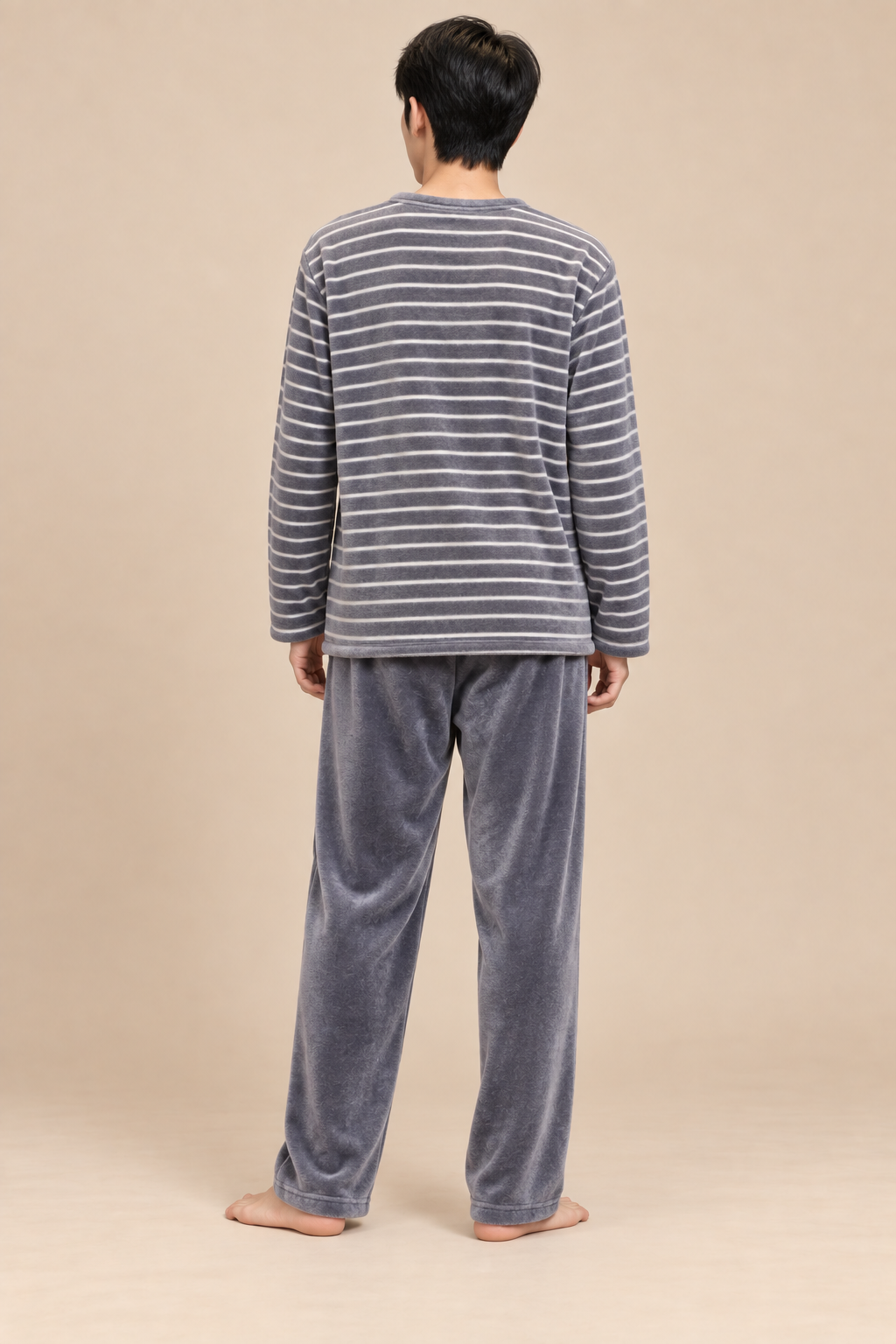 Men’s Striped Plush Pyjama Set with Long Sleeves and Trousers