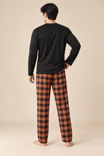 Men’s Checked Winter Pyjama Set with Long-Sleeve Top and Trousers