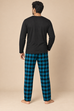 Men’s Checked Winter Pyjama Set with Long-Sleeve Top and Trousers