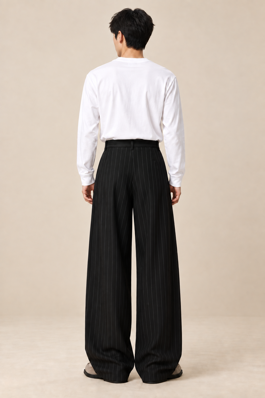 Men’s Pinstripe Wide-Leg Tailored Trousers