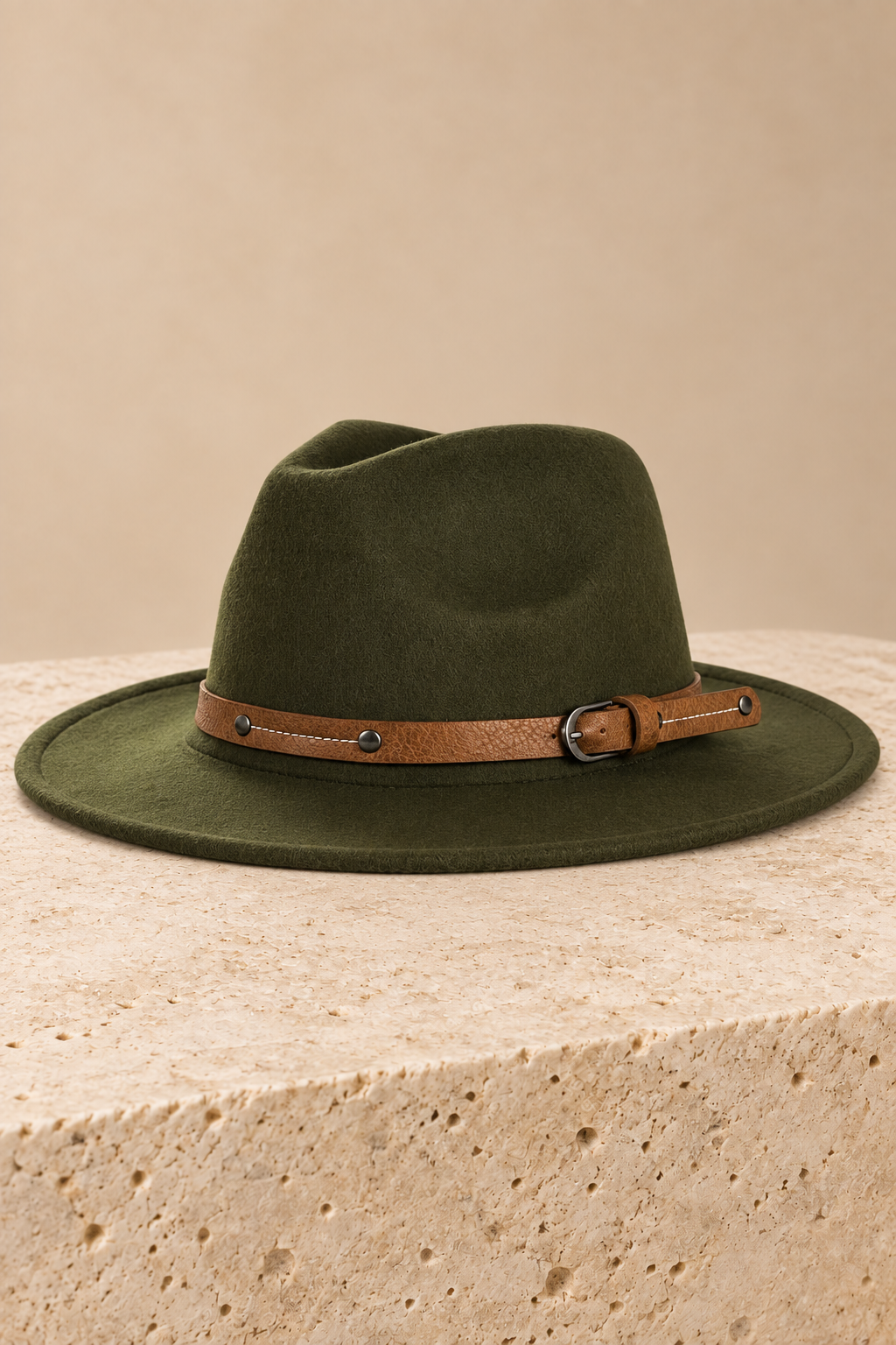 Men’s Wide-Brim Felt Fedora Hat with Contrast Band