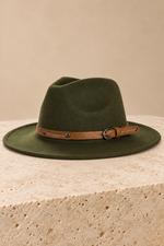 Men’s Wide-Brim Felt Fedora Hat with Contrast Band