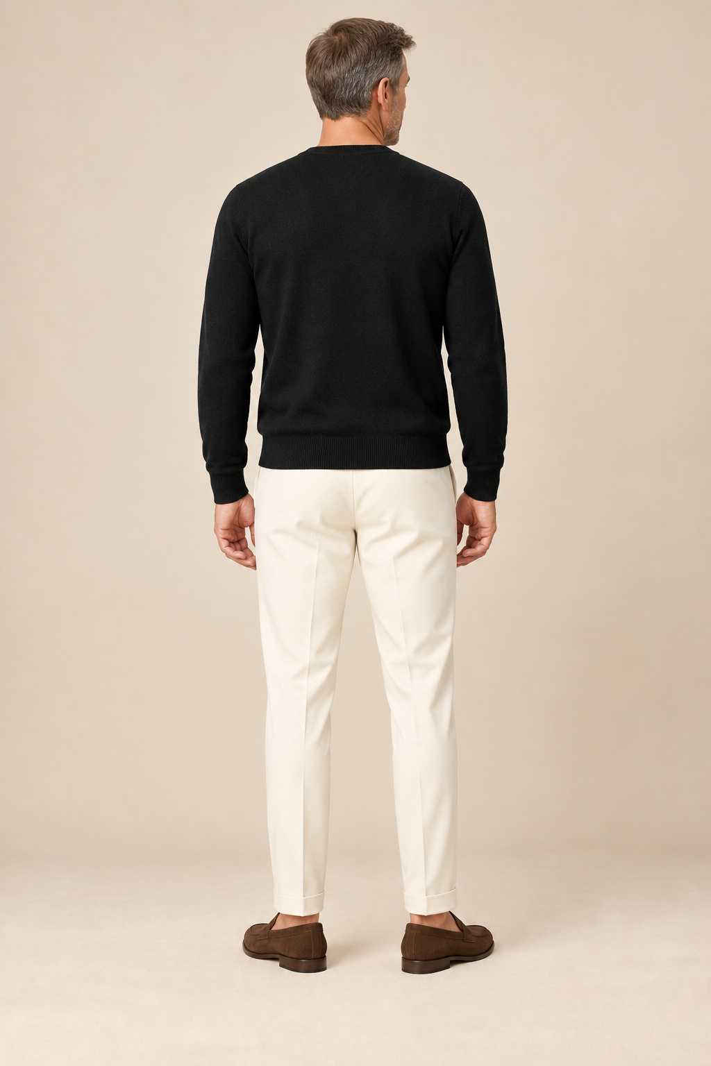 Men’s Fine Knit V-Neck Jumper with Ribbed Trims