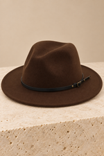 Men’s Felt Fedora Hat with Wide Brim and Buckle Band