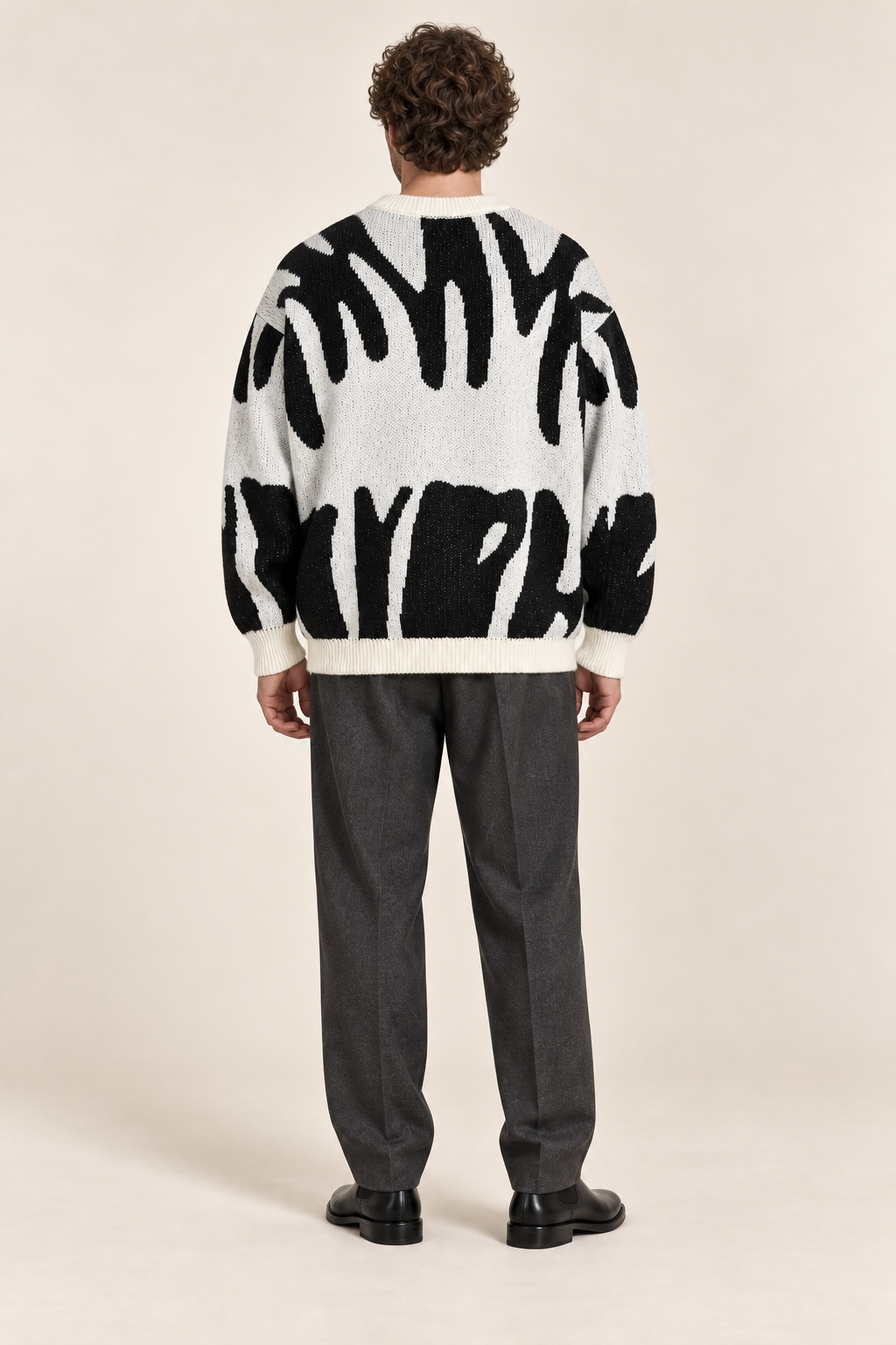 Men’s Abstract Pattern Knit Crew-Neck Jumper with Ribbed Trims