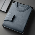 Men's Fine Knit Crew Neck Jumper in Regular Fit