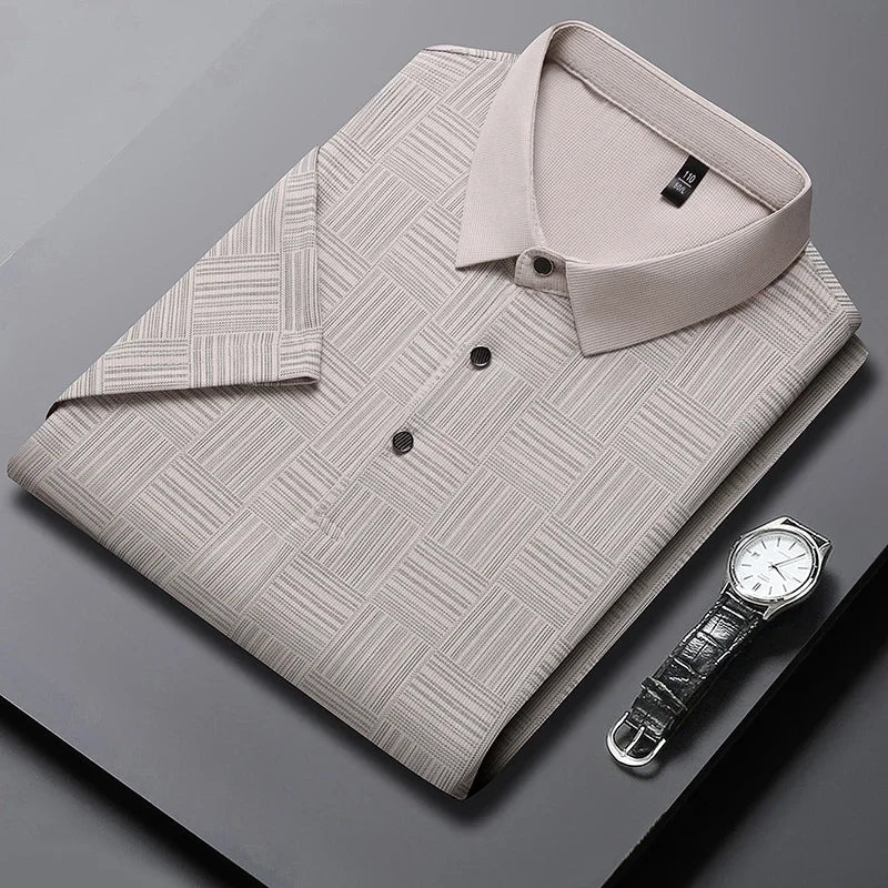 Men's Knitted Polo Shirt with Geometric Pattern and Short Sleeves