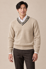 Men’s 100% Cashmere V-Neck Jumper with Contrast Trim