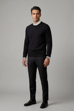 Men's Fine Knit Crew Neck Jumper in Regular Fit