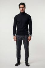 Men's Fine Knit High Neck Jumper in Fitted Cut