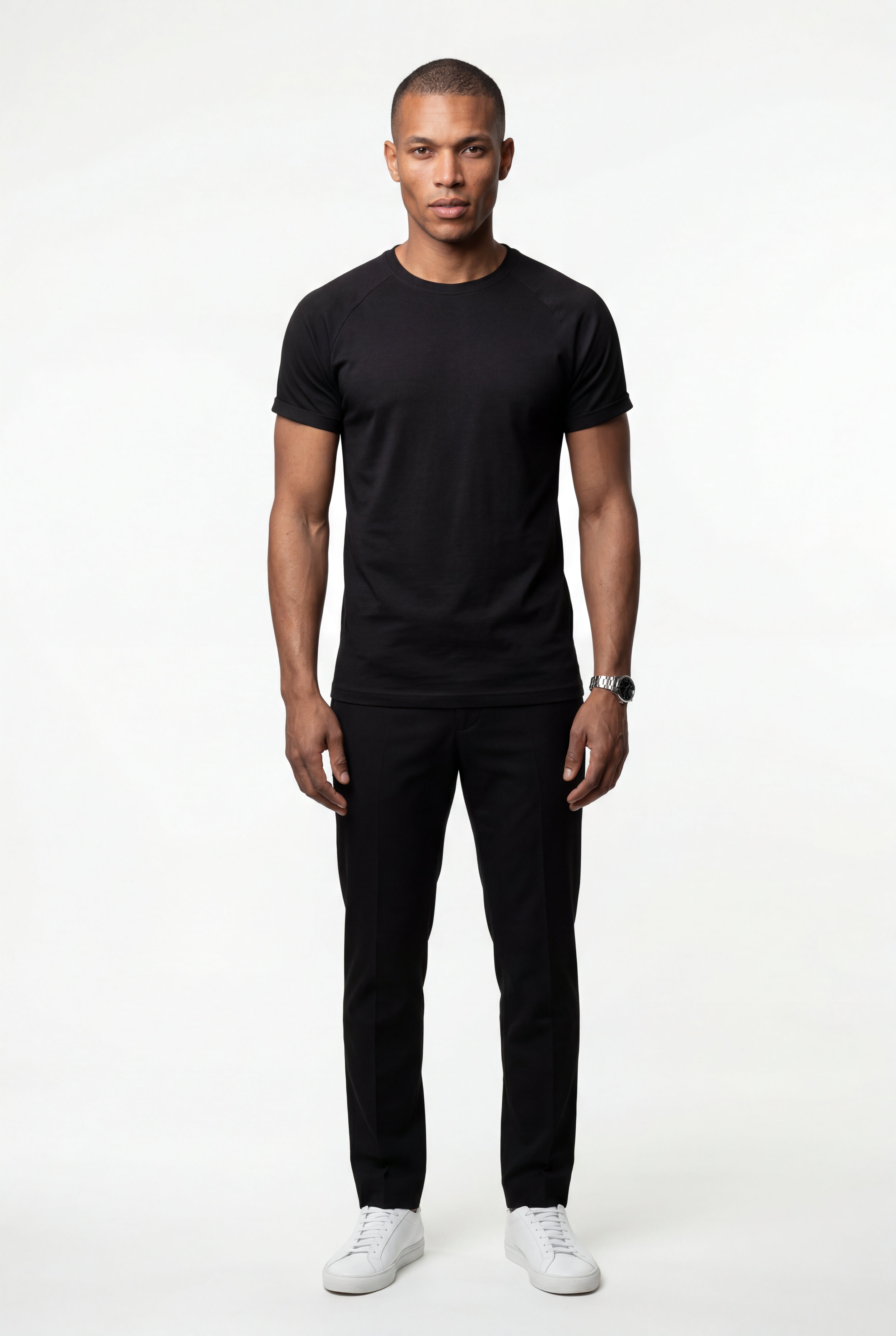 Fitted T-shirt for everyday wear – Short-sleeved, round-neck T-shirt for men