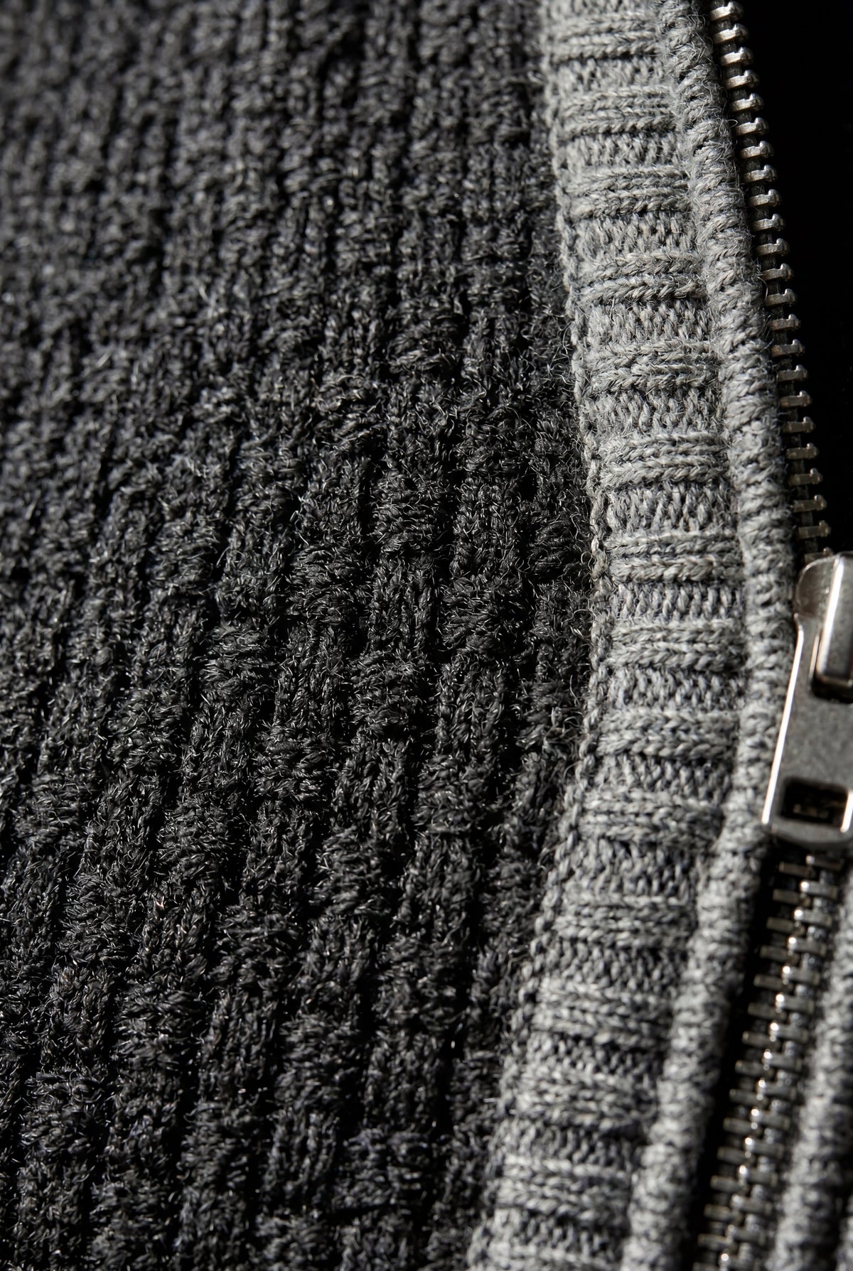Men's Knitted Gilet with Zip and Colour Block Design