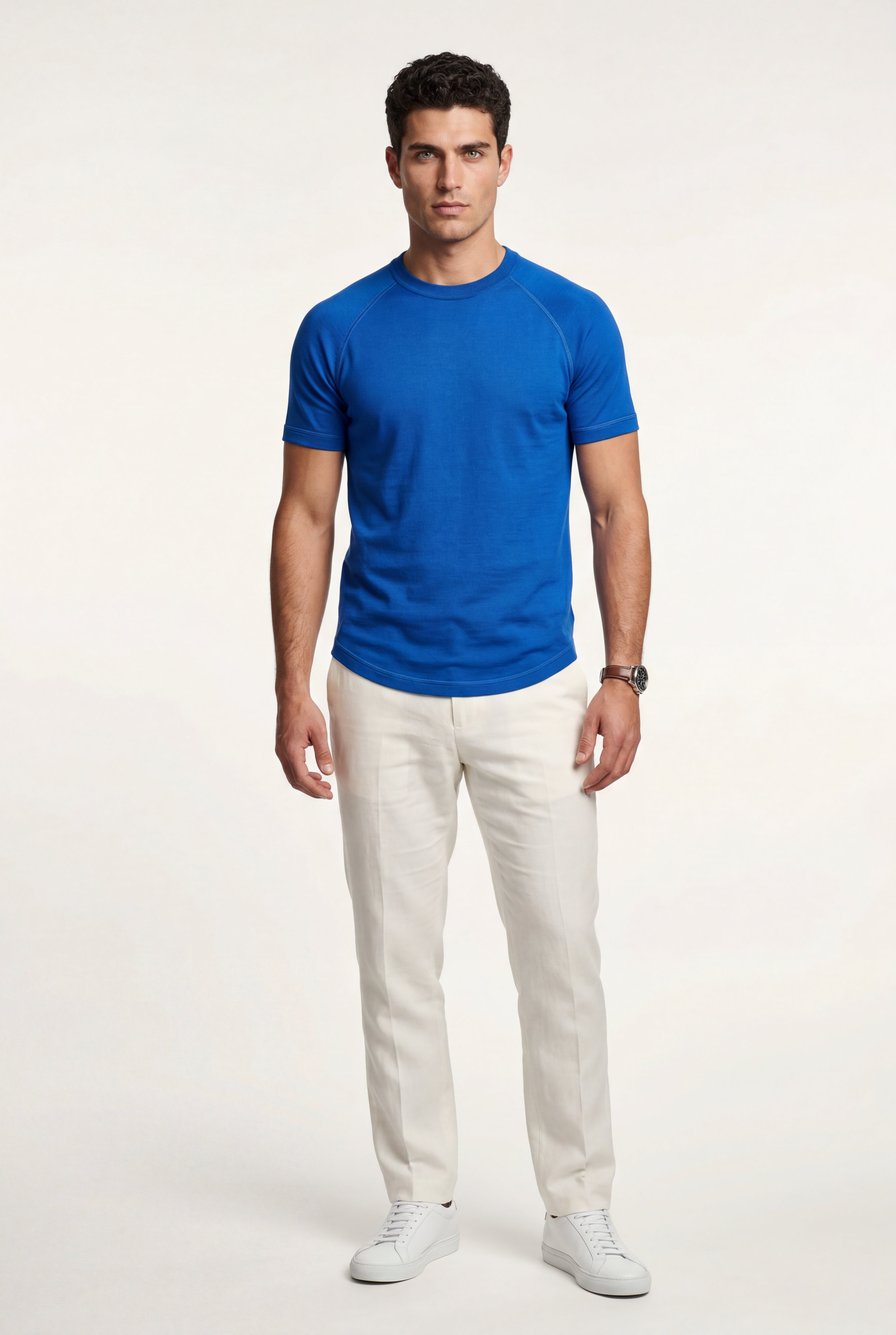 Fitted T-shirt for everyday wear – Short-sleeved, round-neck T-shirt for men