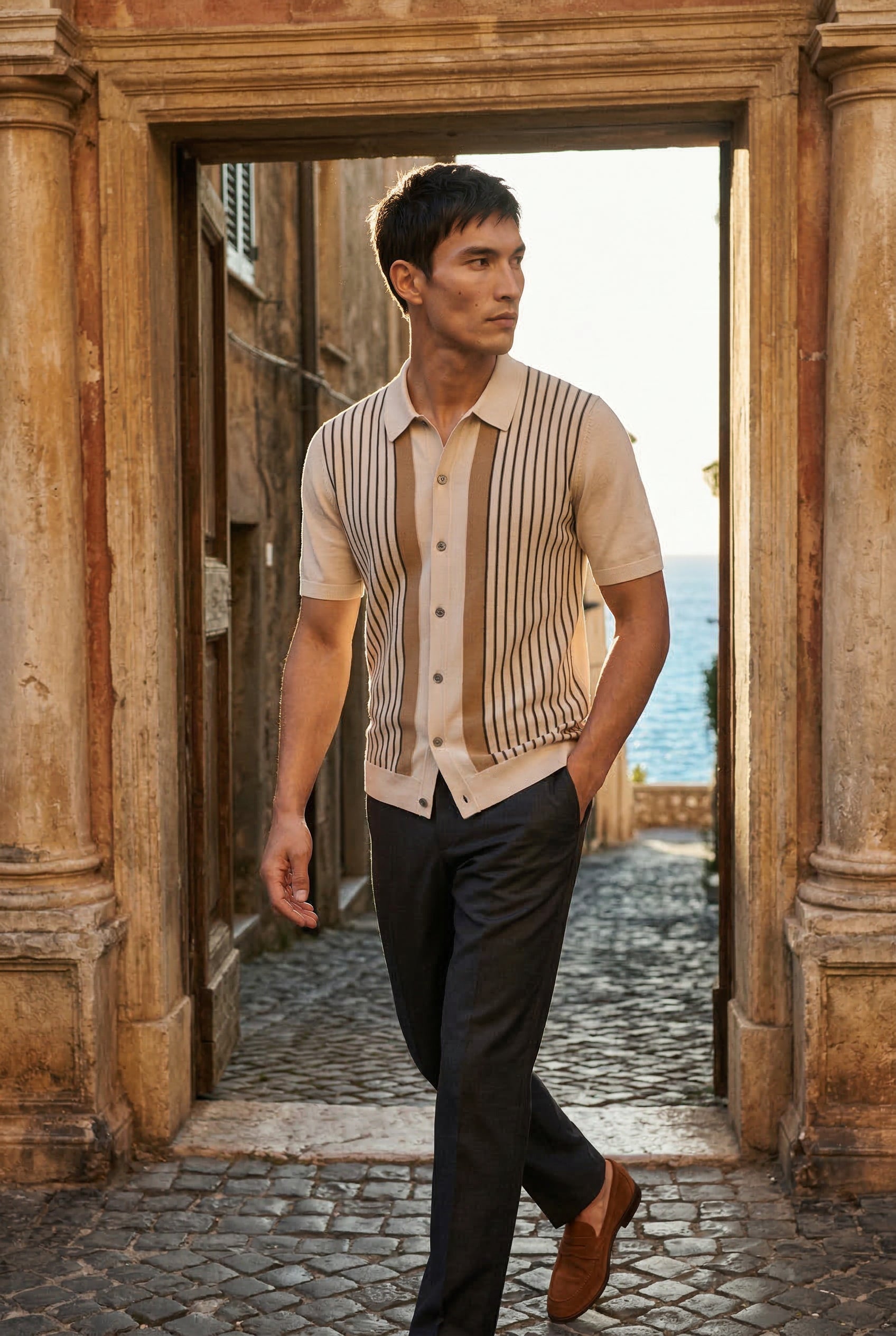 Rovellan – Cream Vertical-Stripe Button-Front Polo Shirt