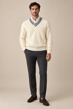 Men’s 100% Cashmere V-Neck Jumper with Contrast Trim