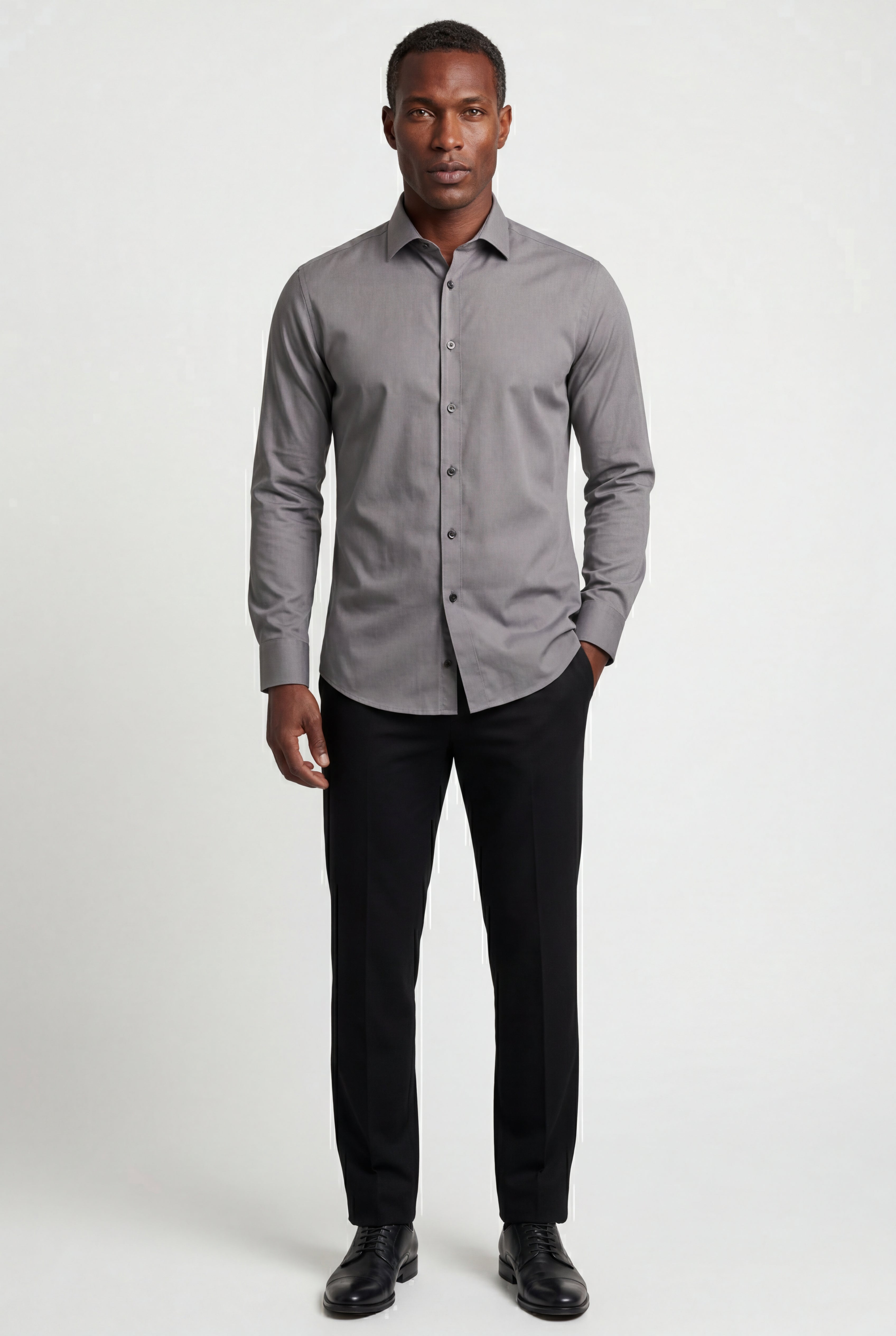 Fitted shirt for work and everyday wear – Men’s shirt with a classic collar
