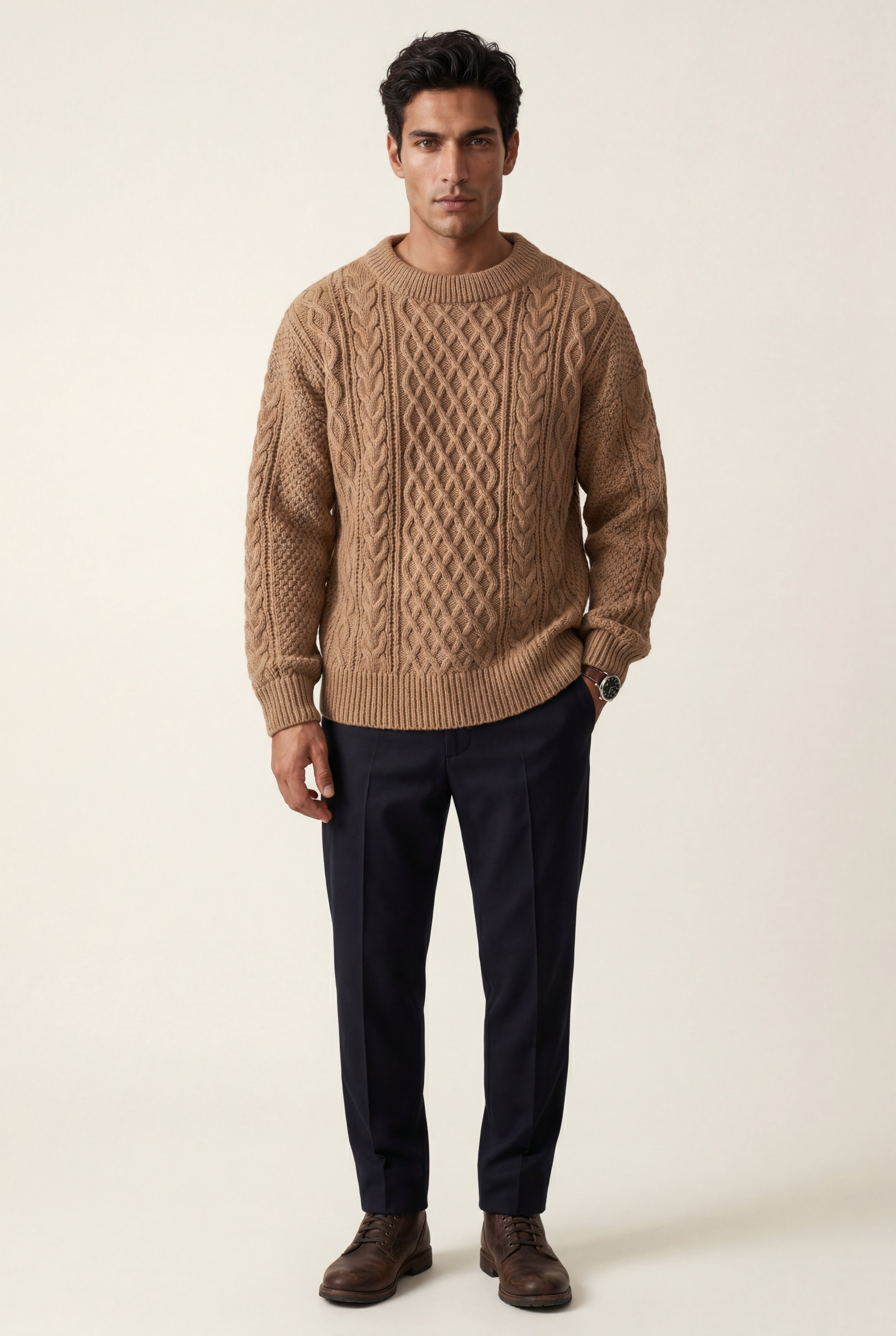 A classic jumper for cold days – Long-sleeved cable-knit jumper for men
