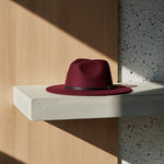 Men’s Felt Fedora Hat with Wide Brim and Buckle Band