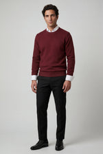 Men's Fine Knit Crew Neck Jumper in Regular Fit