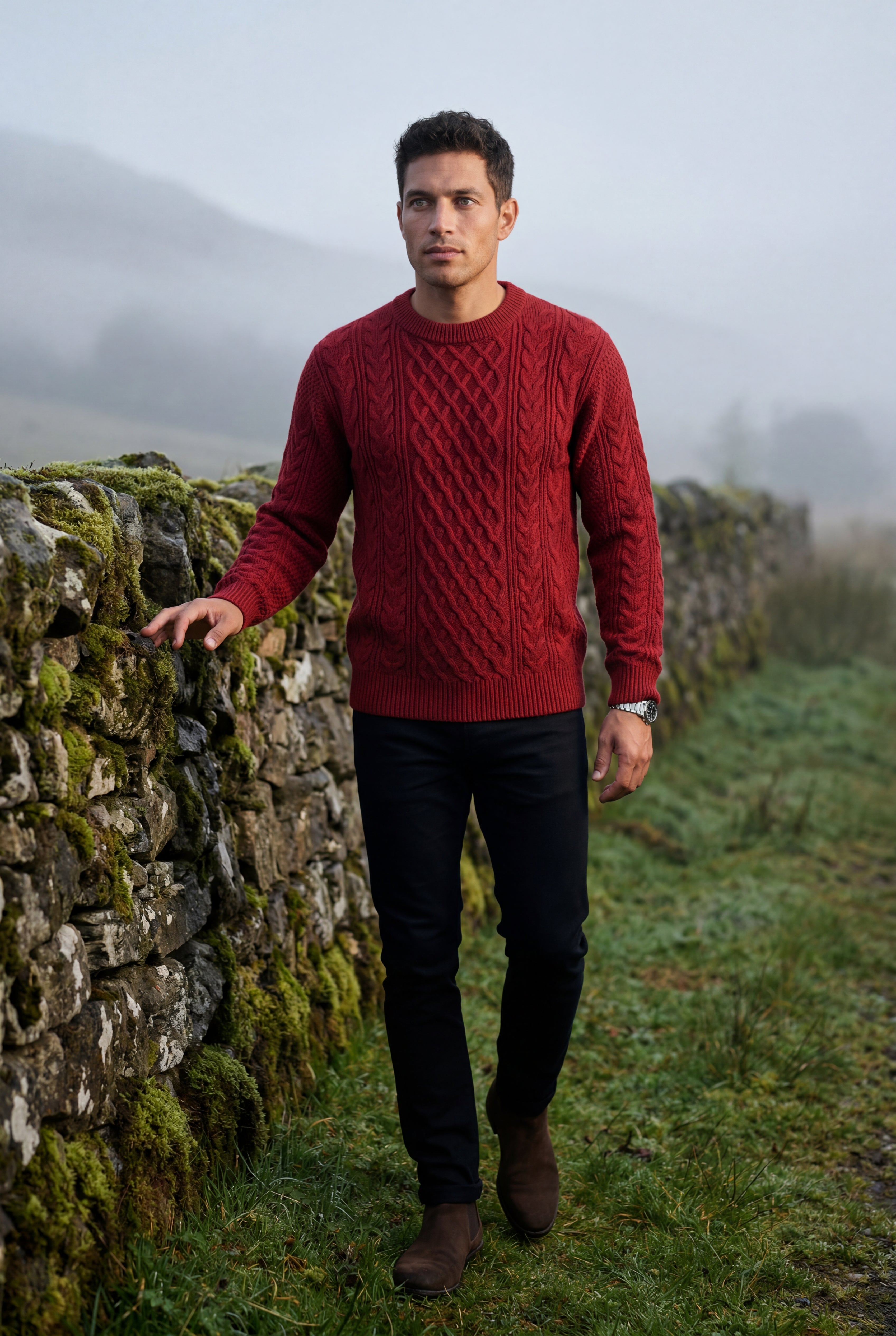 A classic jumper for cold days – Long-sleeved cable-knit jumper for men