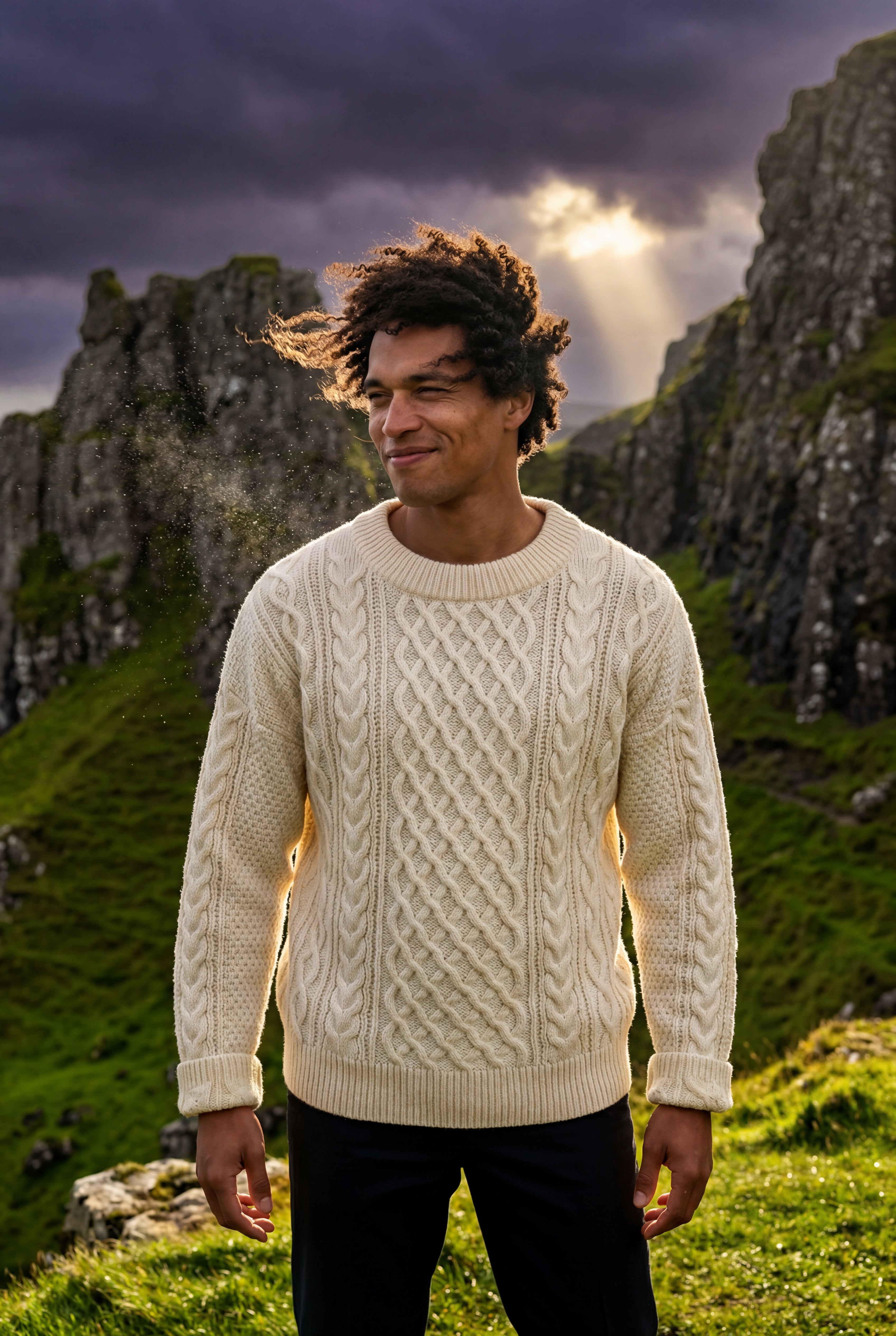 A classic jumper for cold days – Long-sleeved cable-knit jumper for men
