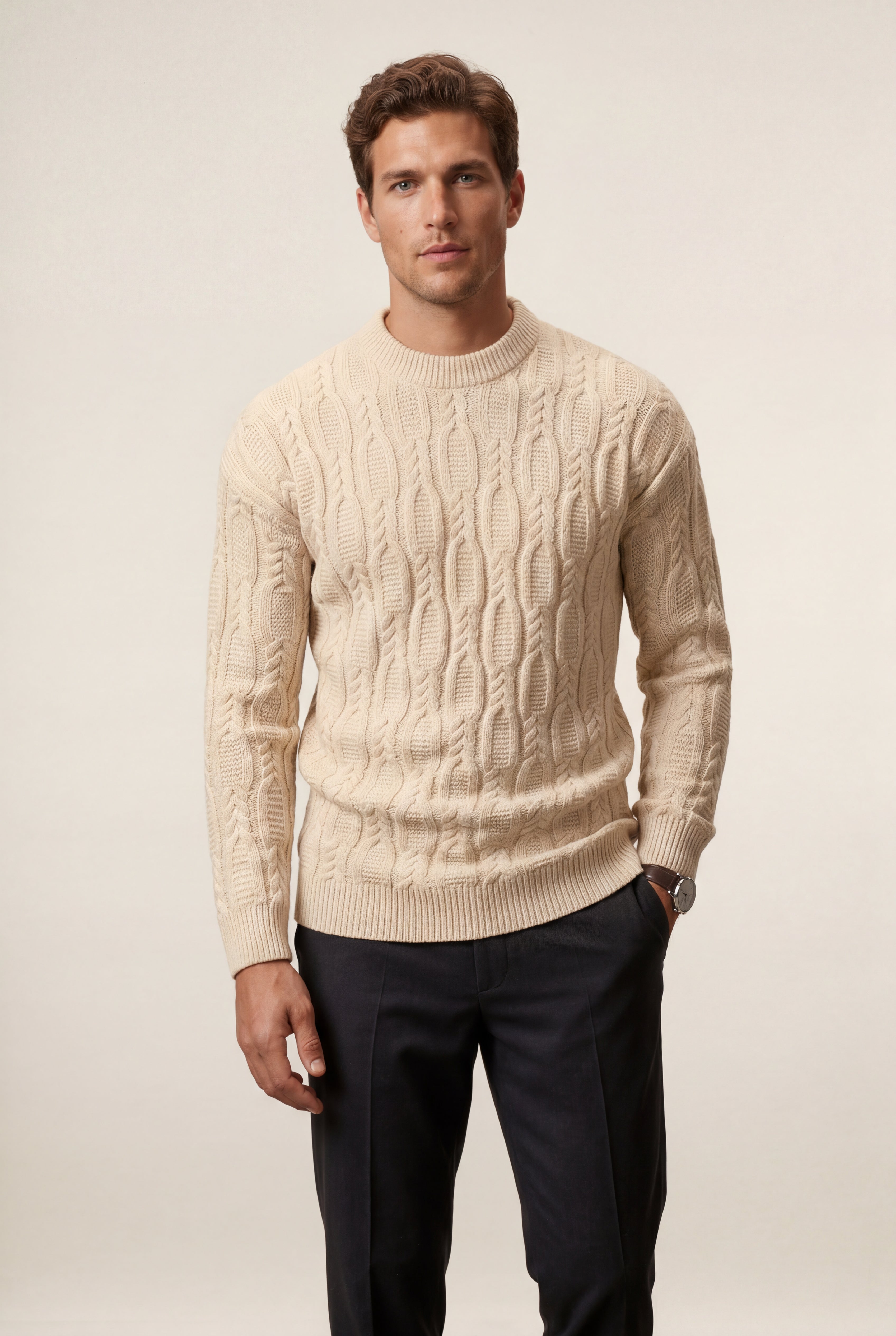A chunky cable-knit jumper for cold days – Men’s round-neck jumper
