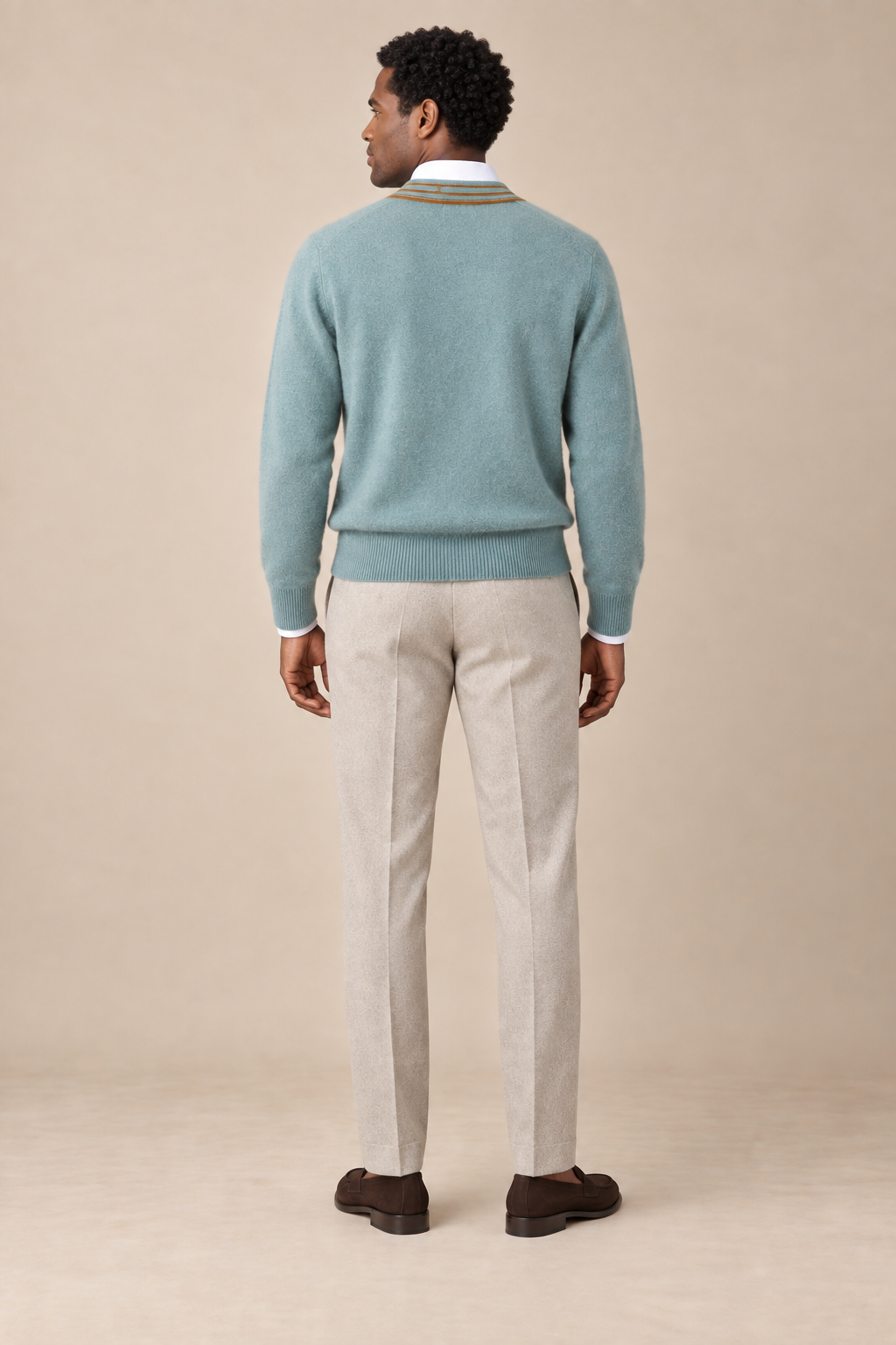 Men’s 100% Cashmere V-Neck Jumper with Contrast Trim